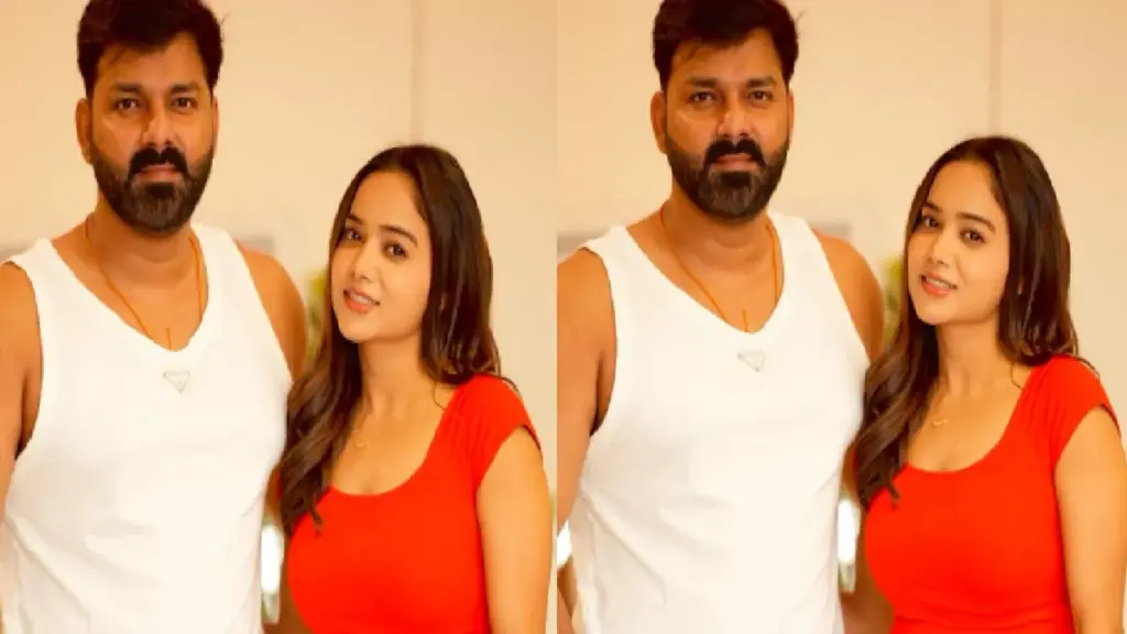 Pawan Singh With Manisha Rani: Manisha Rani was seen with Power Star Pawan Singh, the excitement of the fans reached the seventh heaven.
