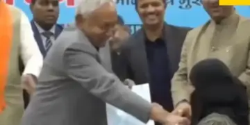 Political turmoil over Nitish Kumar's viral video, opposition called it an insult to women