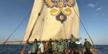 Prime Minister Modi congratulated the crew members of INSV Kaundinya on New Year