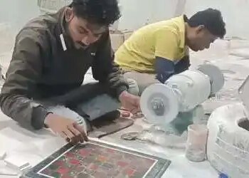 Prime Minister Modi gave marble chess to friend Putin, wave of happiness among handicraft traders of Agra