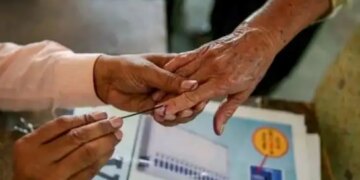 Results of Maharashtra civic elections will not be declared tomorrow, Nagpur bench of Bombay High Court announced a new date.