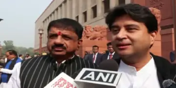Sanchar Saathi App: Central government termed the apprehensions on Sanchar Saathi app wrong, Minister Jyotiraditya Scindia said - it is up to the users to keep or delete it, Jyotiraditya Scindia on concerns about Sanchar Saathi app says It is up to the users whether to keep it on their mobile phones or not