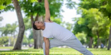 Say goodbye to stress and anxiety: Get a healthy lifestyle with regular Trikonasana