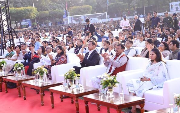 Seeing the wonderful atmosphere of sports, I feel like entering the field again - Rajyavardhan Singh Rathore