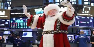 Share Market Holiday Update: NSE holiday list released for 2026, market will remain closed on these days including Christmas.