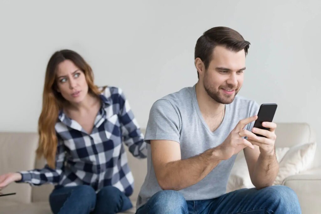 Social media can become the biggest obstacle in the way of your marriage, know which work is important to complete before marriage.