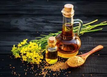 Superfood mustard oil makes food tasty and takes special care of health.