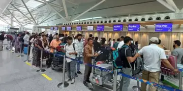 Tension among travelers increased due to Indigo crisis! Huge jump in flight ticket prices of Delhi, Mumbai, Bengaluru and Chennai, check today's and tomorrow's rates here