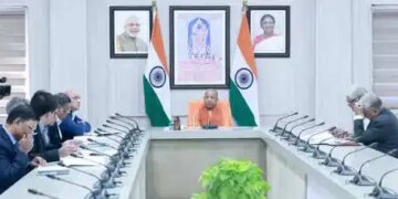 यूपी : सीएम योगी का निर्देश, एफडीआई बढ़ाने को बढ़ाएं संवाद, तेज करें प्रयास