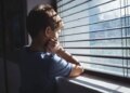 Video of small children peeping out of the classroom window goes viral! Crying and saying – 'I have to go home', people got emotional