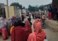 Villagers angry over illegal mining, protested by blocking road in Titarwada