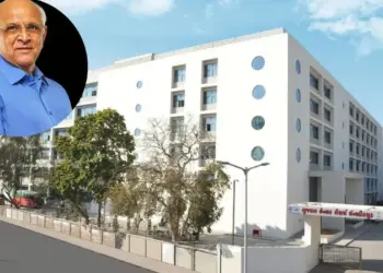 Where in Gujarat is there better cancer treatment and needy patients get financial help?