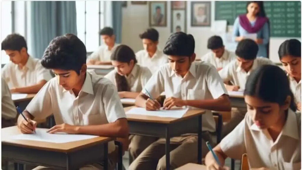 Who used to conduct 10th-12th examinations before independence? By what name was CBSE known then