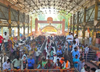 There was an influx of devotees on New Year: Two lakh devotees visited Chandrika Devi, long lines were formed from four in the morning.
