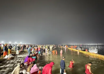 Inauguration of Magh Mela 2026: Flood of faith at Triveni Sangam, lakhs of devotees taking holy dip, CM Yogi gave hearty wishes