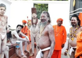 Magic of Chhaya Scent Baba in Magh Mela: Crowd of devotees surging with blessings from Scent-Bhabhoot, viral bhajan and unique sadhna.