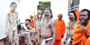 Magic of Chhaya Scent Baba in Magh Mela: Crowd of devotees surging with blessings from Scent-Bhabhoot, viral bhajan and unique sadhna.