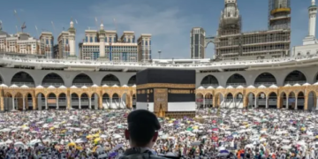 New facility for Haj pilgrims: Now pilgrims will be able to book their flights themselves, now the chance is only for 4 days.