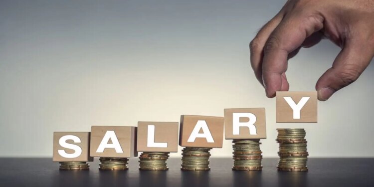 8th Pay Commission Alert: Big update for government employees, from peon to officer, whose salary will increase by how much?