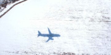 Accident in America: Plane crashed during takeoff, 8 people were on board
