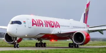Air India's new Dreamliner lands at Delhi IGI, the first wide-body aircraft arrives after 8 years
