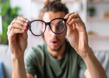Are your eyes becoming weak? Increase vision with these Ayurvedic eye exercises