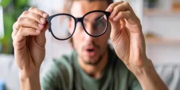 Are your eyes becoming weak? Increase vision with these Ayurvedic eye exercises
