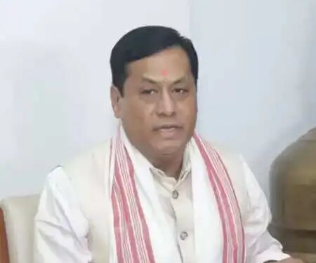 असम : केंद्रीय मंत्री सोनोवाल के काफिले में शामिल वाहन दुर्घटनाग्रस्त, छह लोग घायल