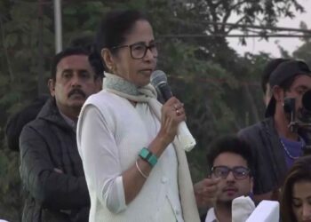 'BJP wants to come to power in Bengal like Maharashtra and Haryana', Mamata Banerjee said after ED raids