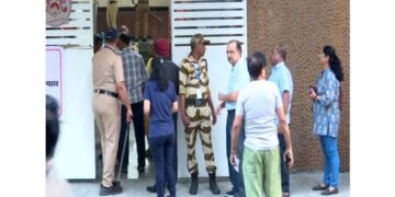 BMC elections: Big controversy over ink, Thackeray brothers alleged irregularities, Election Commission denied