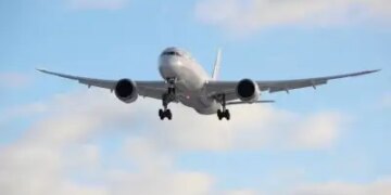 Big decision of DGCA, ban on use of power banks in flights