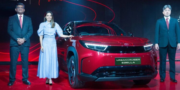 toyota urban cruiser ebella (2)