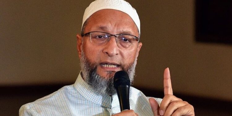 Center should refute Chinese claims of mediating between India and Pakistan: Owaisi