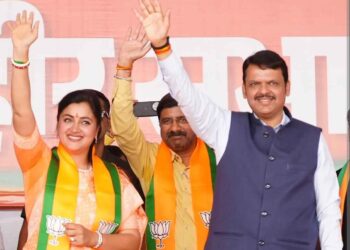 Clash after elections in Maharashtra, why 22 BJP candidates demanded removal of Navneet Rana
