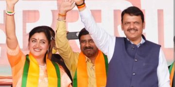 Clash after elections in Maharashtra, why 22 BJP candidates demanded removal of Navneet Rana