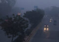 Double attack of cold and pollution in Delhi: Temperature drops below 6 degrees, AQI in 'very poor' category