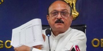 Education Minister hits out at Arvind Kejriwal's claim of 'counting dogs', demands apology
