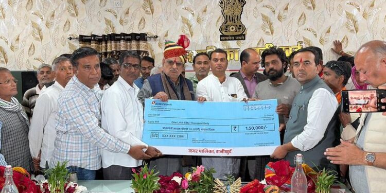 Freed and nomadic community support camp organized in Rani Khurd, Minister Kharra distributed benefits