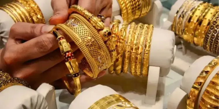 Gold & Silver Price Alert: Today silver rose by 9 thousand rupees, gold also reached record high, know today's latest prices