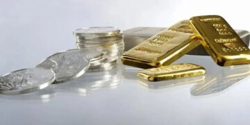 Gold Silver Rate Today: Shock to investors today, silver fell by Rs 1.29 lakh, huge fall in gold also, know the latest price