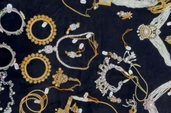 Gujarat: Stolen items worth Rs 1.50 crore recovered in Ahmedabad, two arrested