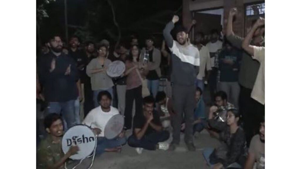 Heated debate between BJP and Congress over JNU slogan: BJP accused of having links with Congress, Congress raised questions on judicial delay