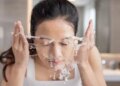 Hot or cold water, know which one is best for your face in winter?