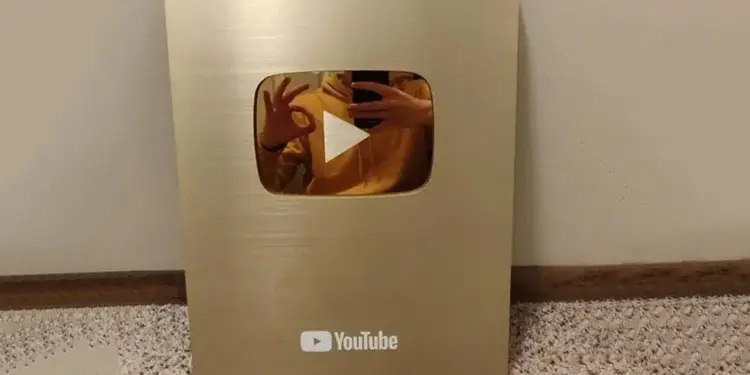 How much do YouTube creators earn per 1 lakh views and when do they get the golden button? Read complete information here