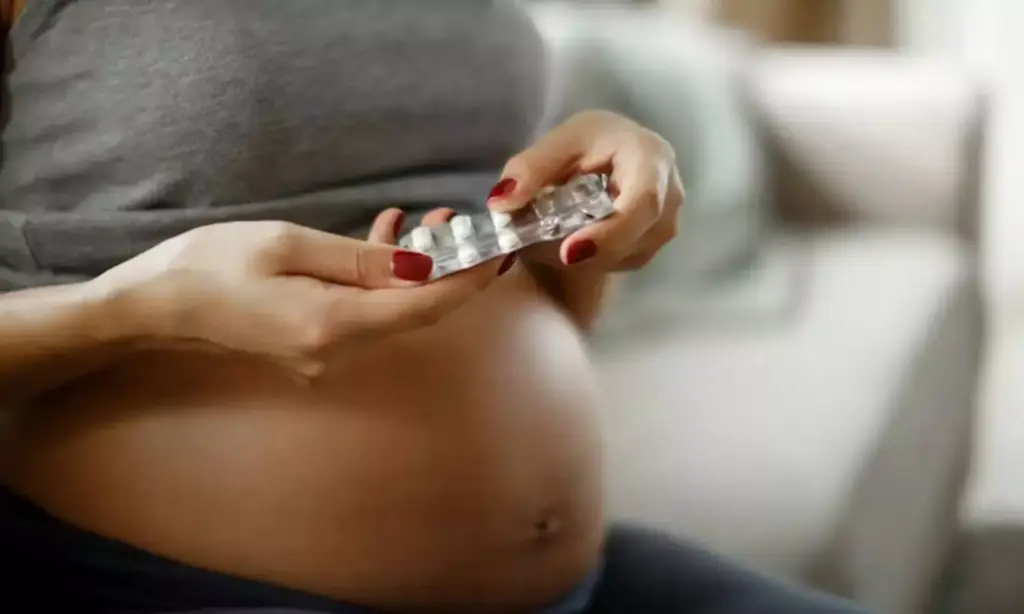 How safe is it to take paracetamol during pregnancy? Does it have a bad effect on the brain of children, know everything in detail here