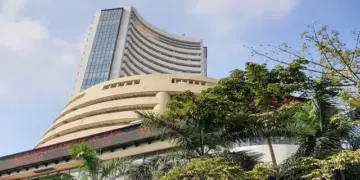Huge fall in stock market: Not only 500% tariff, Sensex down 678 points due to other reasons