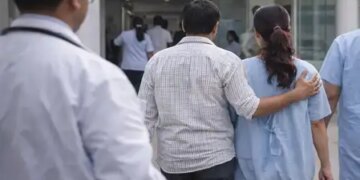 Indore contaminated water case: Number of patients admitted in hospitals decreased, 54 are undergoing treatment.