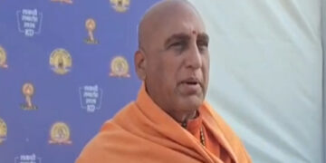 Juna Peethadheeshwar arrived at the convocation ceremony of Dev Sanskriti University, said – Sanatan tradition is a great movement.