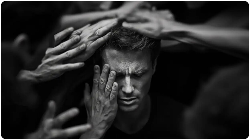 Loneliness is becoming a silent killer! Serious diseases engulf the body and mind, know its initial symptoms