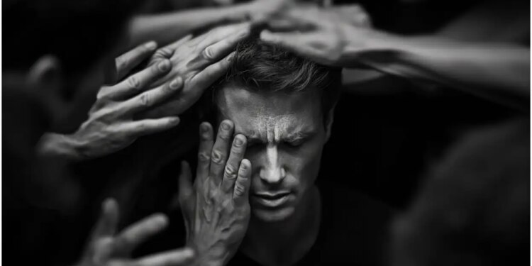 Loneliness is becoming a silent killer! Serious diseases engulf the body and mind, know its initial symptoms